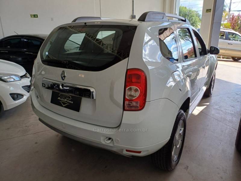 RENAULT - DUSTER - 2013/2013 - Branca - R$ 53.900,00