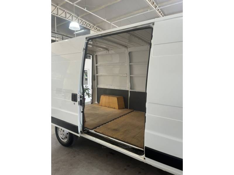 FIAT - DUCATO - 2017/2017 - Branca - R$ 129.900,00
