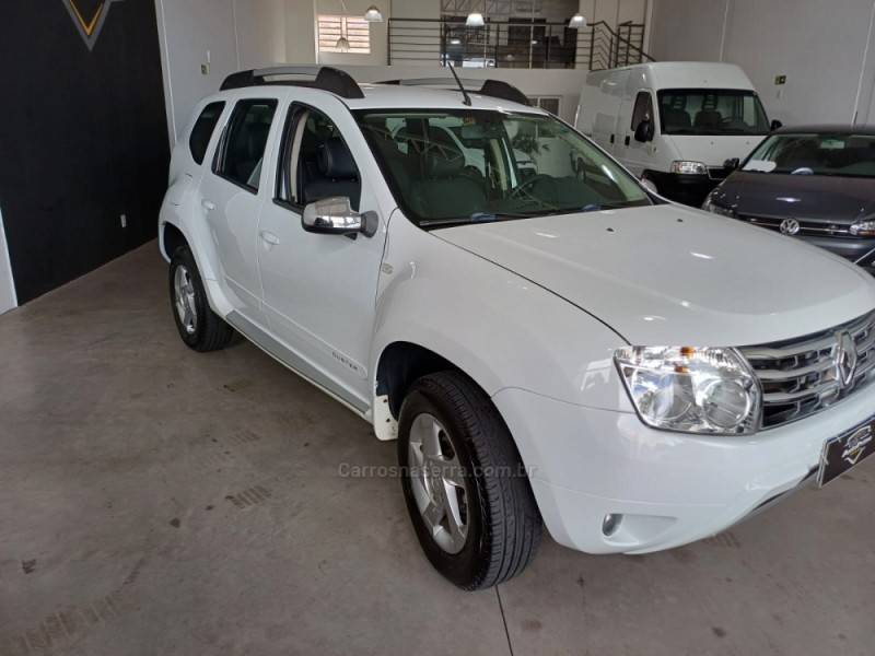 RENAULT - DUSTER - 2013/2013 - Branca - R$ 53.900,00