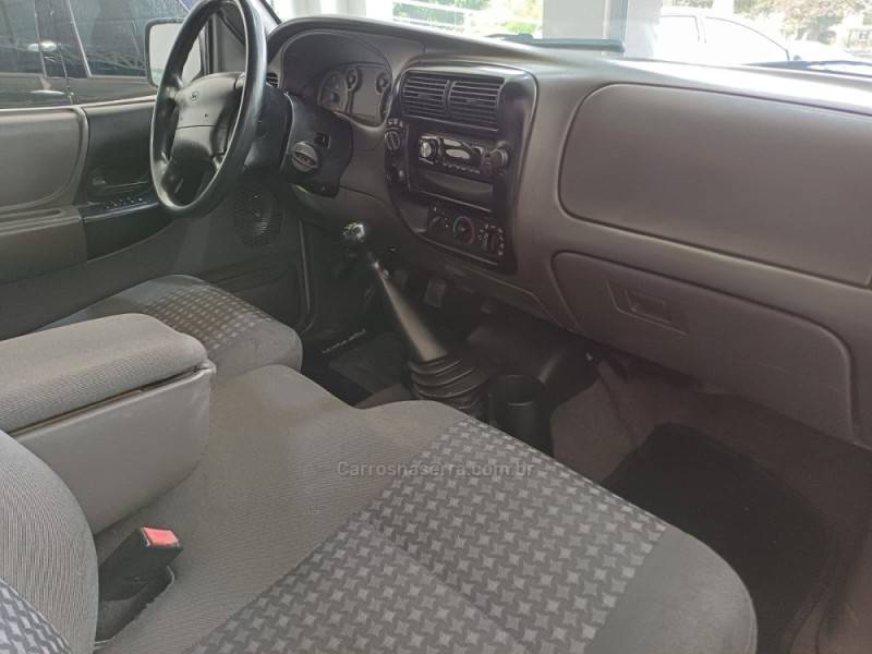 FORD - RANGER - 2007/2007 - Prata - R$ 63.900,00