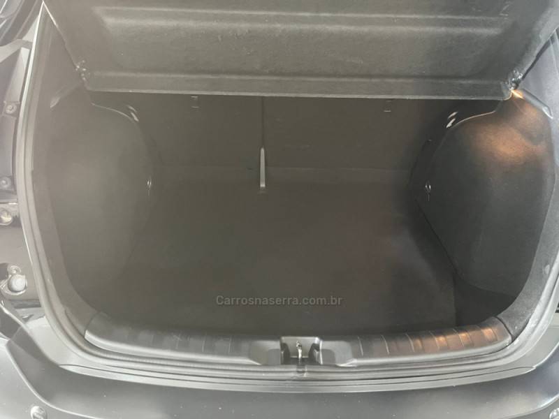 NISSAN - KICKS - 2016/2017 - Preta - R$ 82.900,00