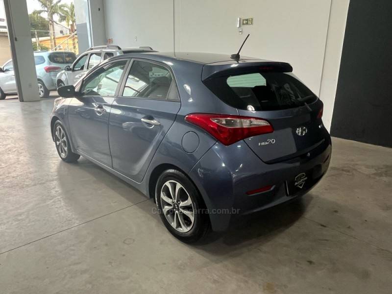 HYUNDAI - HB20 - 2015/2015 - Azul - R$ 53.900,00
