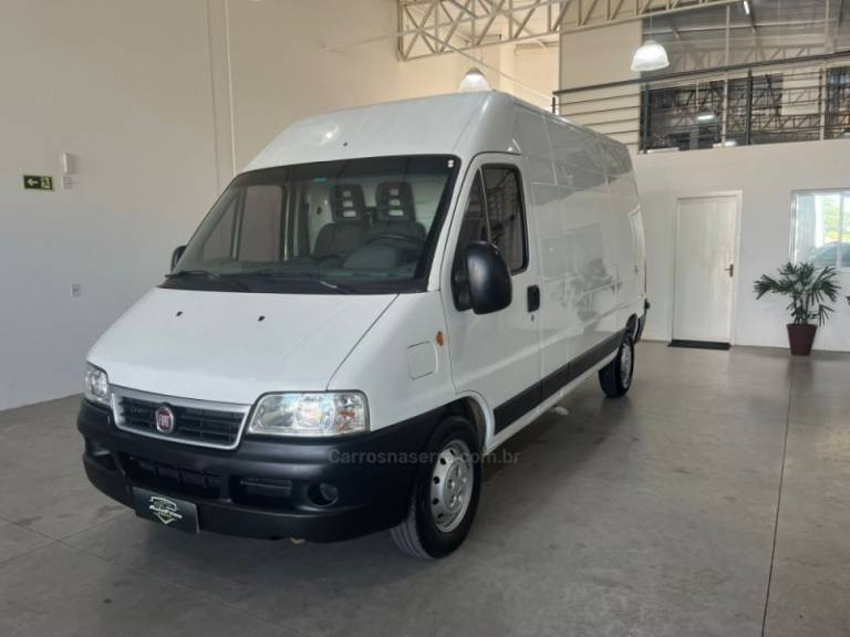 FIAT - DUCATO - 2017/2017 - Branca - R$ 129.900,00