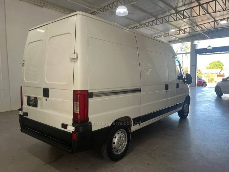 FIAT - DUCATO - 2017/2017 - Branca - R$ 129.900,00
