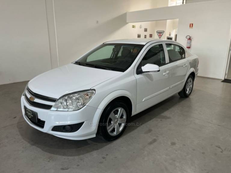 CHEVROLET - VECTRA - 2010/2010 - Branca - R$ 37.900,00