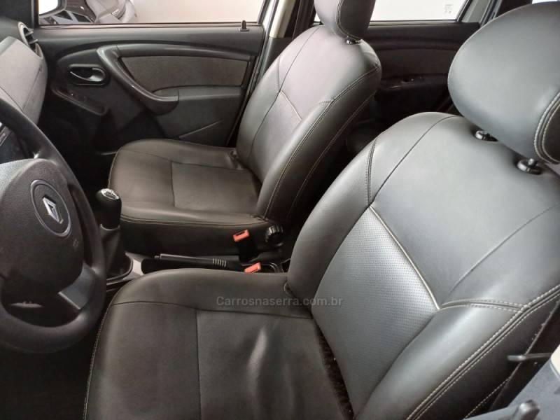 RENAULT - DUSTER - 2013/2013 - Branca - R$ 53.900,00