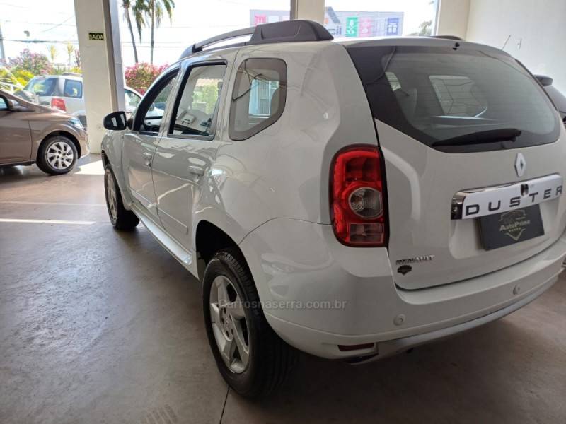 RENAULT - DUSTER - 2013/2013 - Branca - R$ 53.900,00