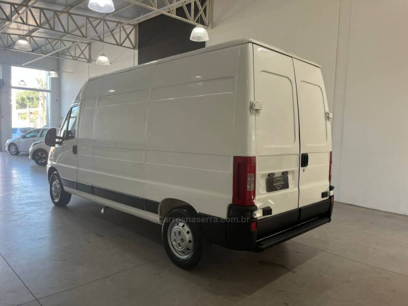 FIAT - DUCATO - 2017/2017 - Branca - R$ 129.900,00