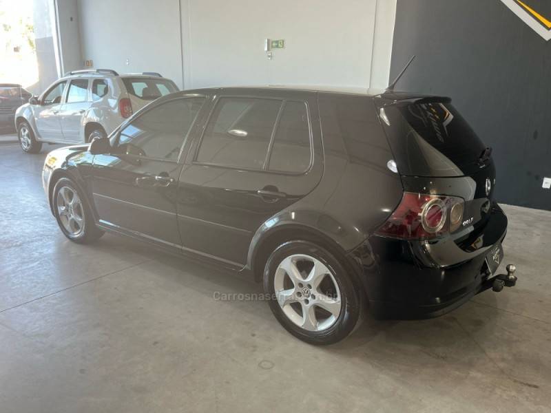 VOLKSWAGEN - GOLF - 2008/2008 - Preta - R$ 43.900,00