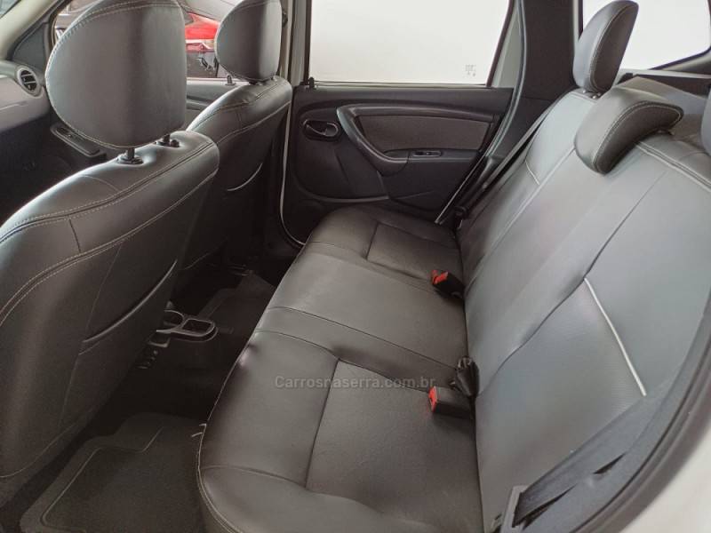 RENAULT - DUSTER - 2013/2013 - Branca - R$ 53.900,00