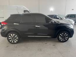 NISSAN - KICKS - 2016/2017 - Preta - R$ 82.900,00
