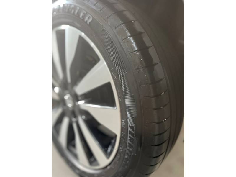NISSAN - KICKS - 2016/2017 - Preta - R$ 82.900,00