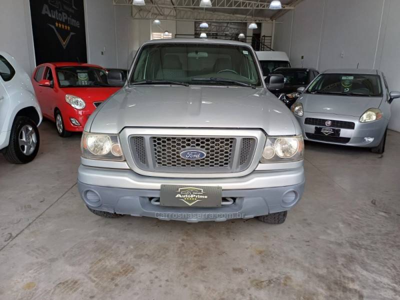 FORD - RANGER - 2007/2007 - Prata - R$ 63.900,00