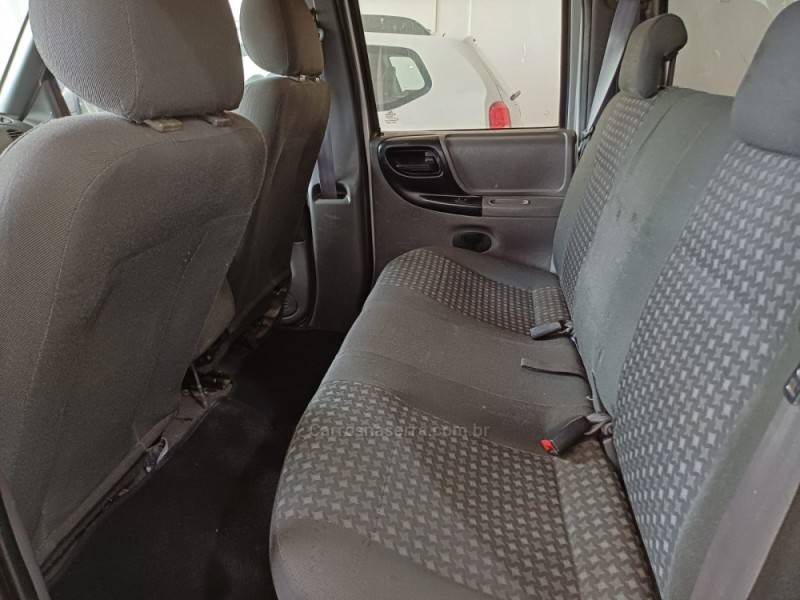 FORD - RANGER - 2007/2007 - Prata - R$ 63.900,00