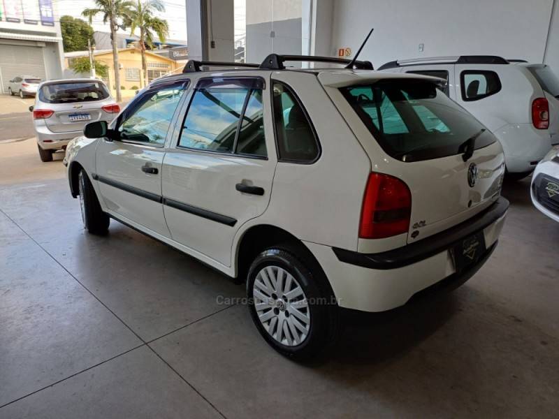 VOLKSWAGEN - GOL - 2005/2005 - Branca - R$ 27.900,00