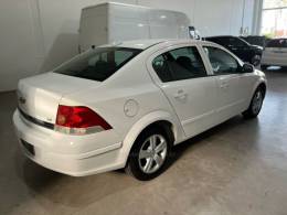 CHEVROLET - VECTRA - 2010/2010 - Branca - R$ 37.900,00
