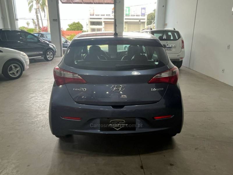 HYUNDAI - HB20 - 2015/2015 - Azul - R$ 53.900,00