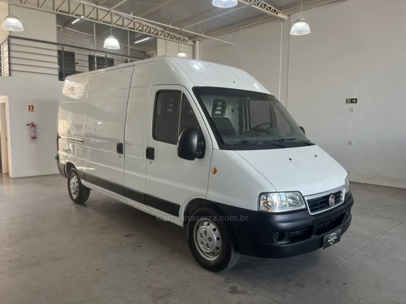 FIAT - DUCATO - 2017/2017 - Branca - R$ 129.900,00
